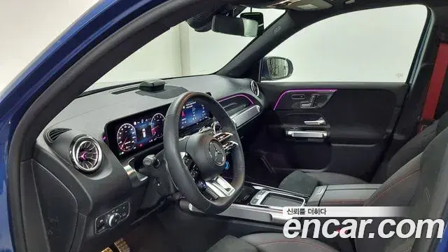 Mercedes-Benz GLB-Class 2025 — Фото 14/18