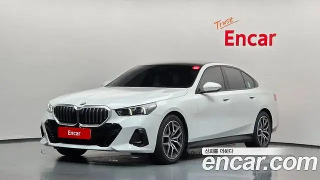 BMW 5 Series 2025 — Фото 1/20