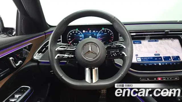 Mercedes-Benz E-Class 2025 — Фото 13/20