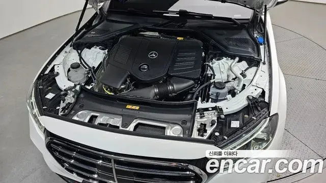 Mercedes-Benz E-Class 2025 — Şəkil 6/20