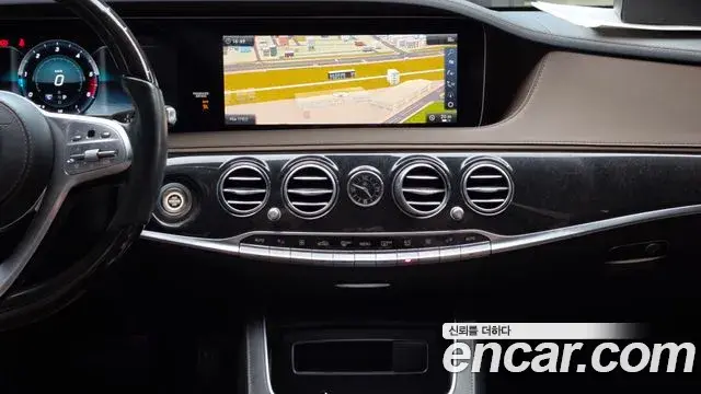 Mercedes-Benz S-Class 2018 — Фото 14/20