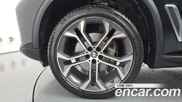 BMW X5 2021 — Фото 5/20