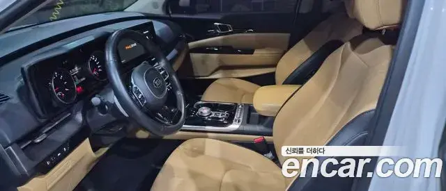 Kia Carnival 2021 — Photo 10/14