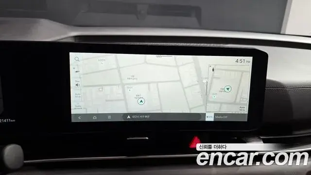 Kia Carnival 2025 — Photo 14/20