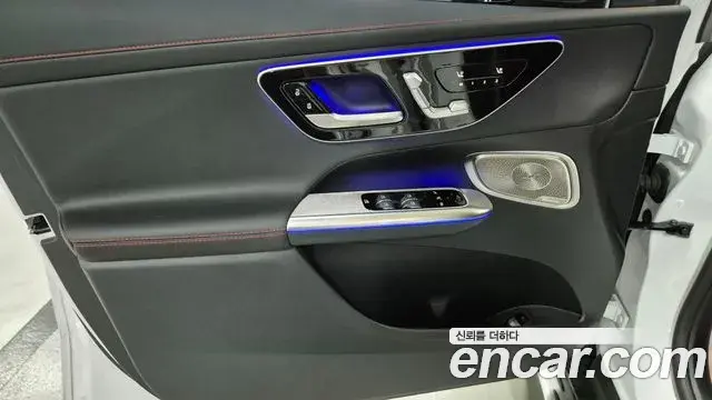 Mercedes-Benz GLC-Class 2025 — Фото 12/20