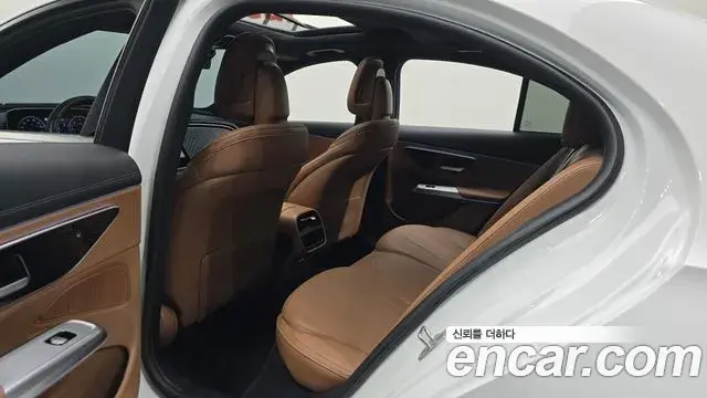 Mercedes-Benz E-Class 2024 — Şəkil 12/20