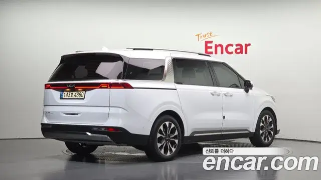 Kia Carnival, 2022