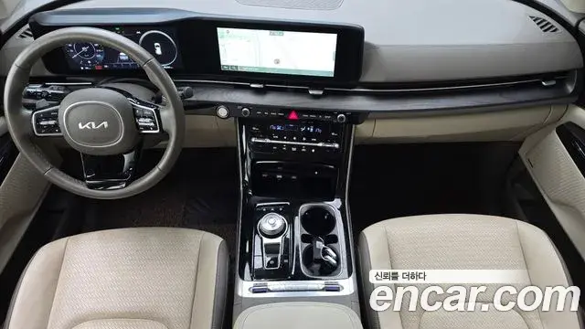 Kia Carnival 2022 — Photo 9/20