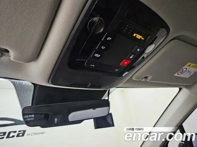 Kia Carnival 2024 — Photo 16/20