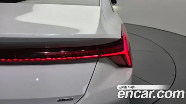 Kia K8 2021 — Photo 26/33