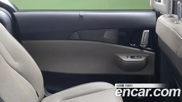 Kia Carnival 2025 — Photo 13/37