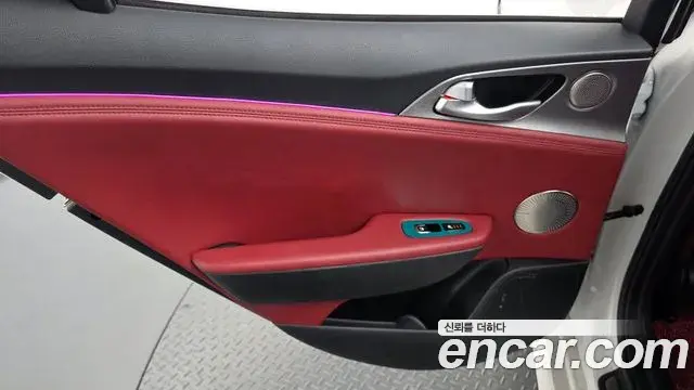 Kia Stinger 2019 — Photo 33/33