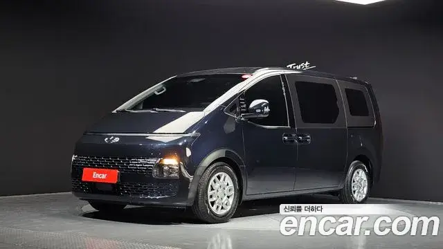 Hyundai Staria, 2022
