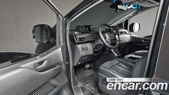 Hyundai Staria 2022 — Şəkil 10/20