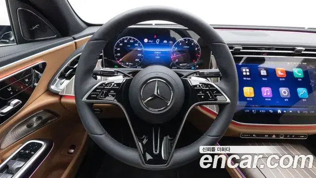 Mercedes-Benz E-Class 2026 — Фото 19/19