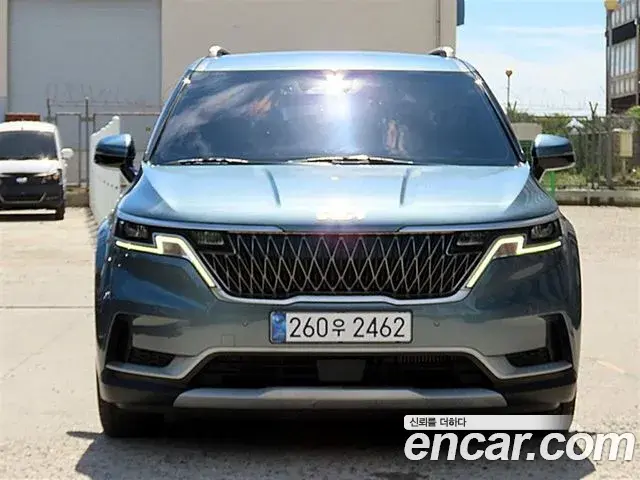 Kia Carnival 2023 — Фото 2/20