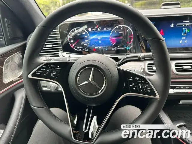 Mercedes-Benz GLE-Class 2026 — ფოტო 16/20