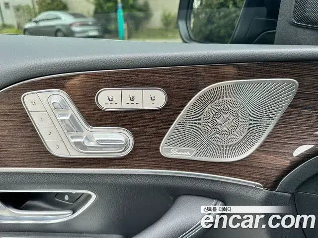 Mercedes-Benz GLE-Class 2026 — ფოტო 7/20