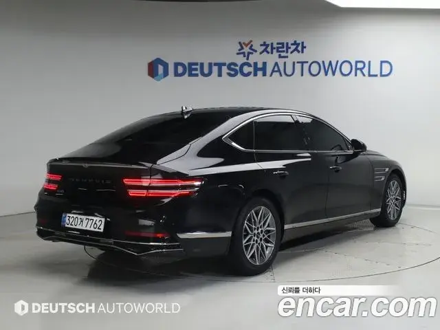 Genesis Electrified G80 2025 — Photo 1/20