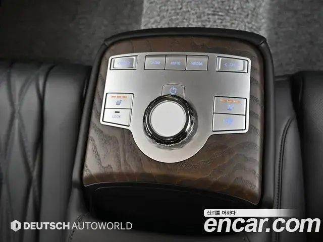 Genesis Electrified G80 2025 — Photo 15/20