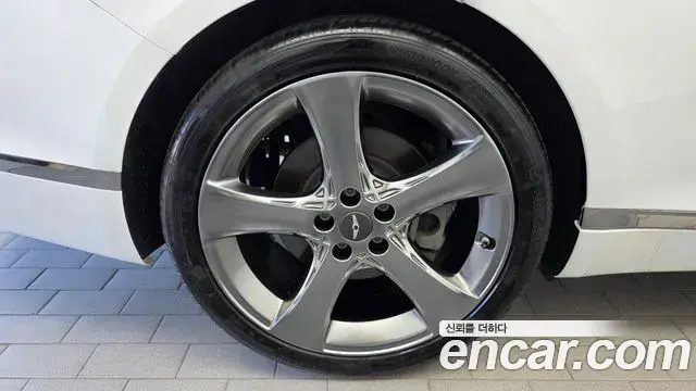 Genesis Electrified G80 2020 — Photo 5/20
