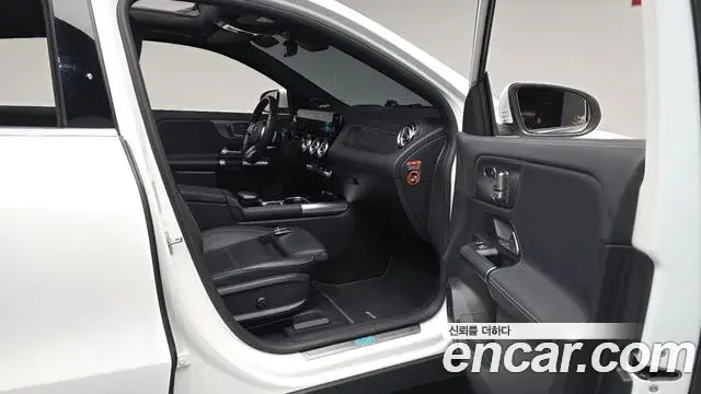 Mercedes-Benz EQA 2023 — ფოტო 2/36