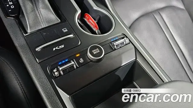 Kia K5 2022 — Photo 19/30