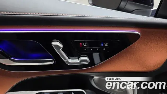 Mercedes-Benz GLC-Class 2024 — ფოტო 32/35