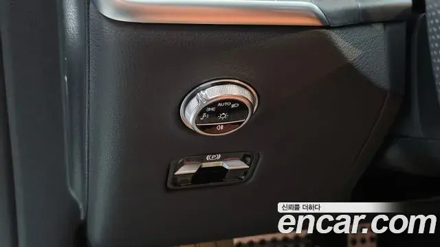 Mercedes-Benz GLC-Class 2024 — ფოტო 21/35