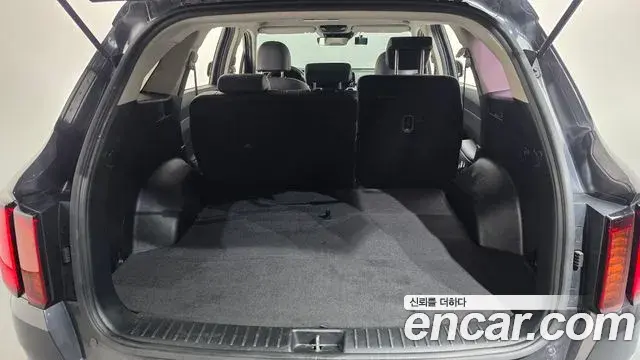 Kia Sorento 2021 — Photo 15/20