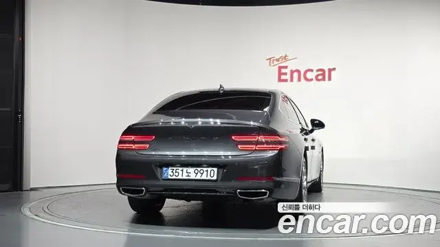 Genesis Electrified G80 2021 — Photo 4/20