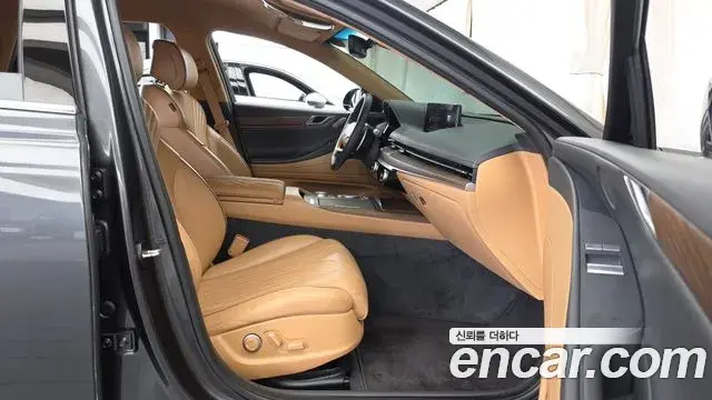 Genesis Electrified G80 2021 — Photo 11/20