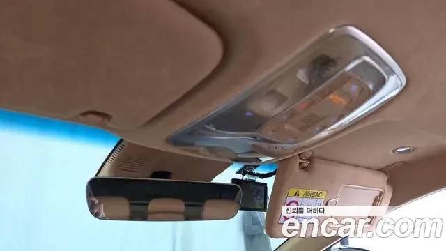 Genesis Electrified G80 2021 — Photo 18/20