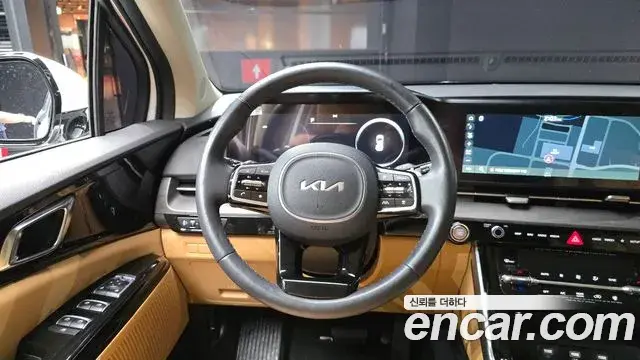 Kia Carnival 2023 — Фото 13/20