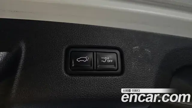 Kia Carnival 2023 — Фото 20/20