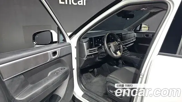 Hyundai Santa Fe 2023 — Photo 10/20