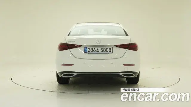 Mercedes-Benz C-Class 2026 — Photo 3/18