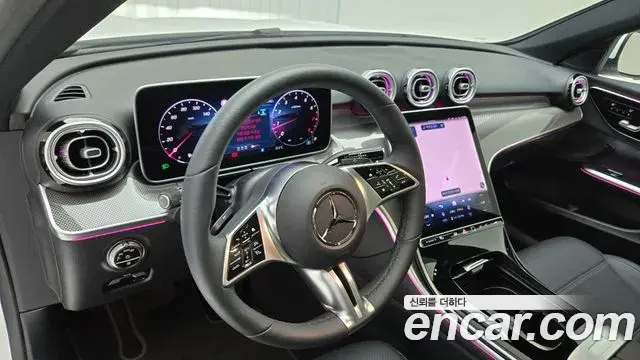 Mercedes-Benz C-Class 2026 — Photo 12/18