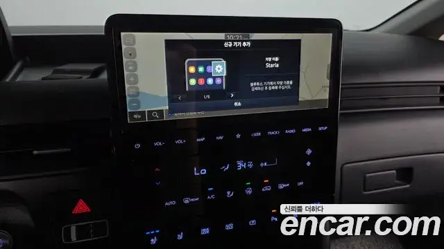 Hyundai Staria 2024 — ფოტო 14/37