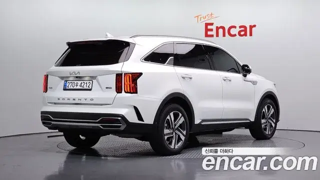 Kia Sorento 2022 — Фото 2/20