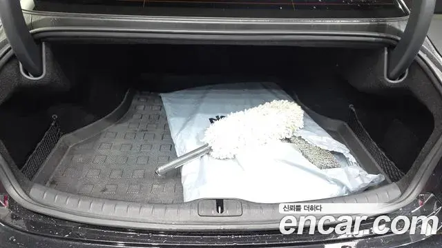 Genesis Electrified G80 2023 — Şəkil 20/20