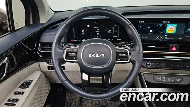 Kia Carnival 2024 — Photo 13/20