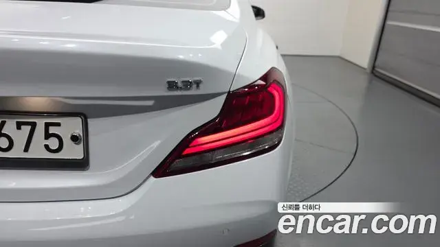Genesis G70 2018 — Photo 4/32