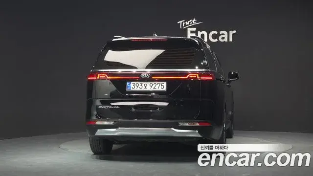 Kia Carnival 2021 — Photo 3/20