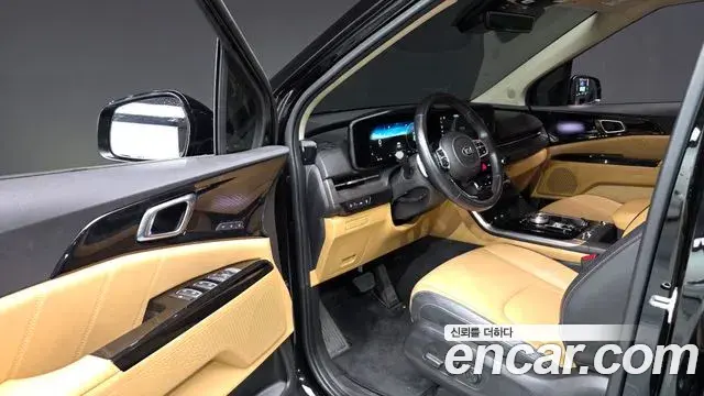 Kia Carnival 2021 — Photo 10/20