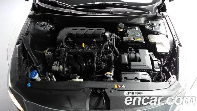 Hyundai Avante 2021 — Photo 6/20