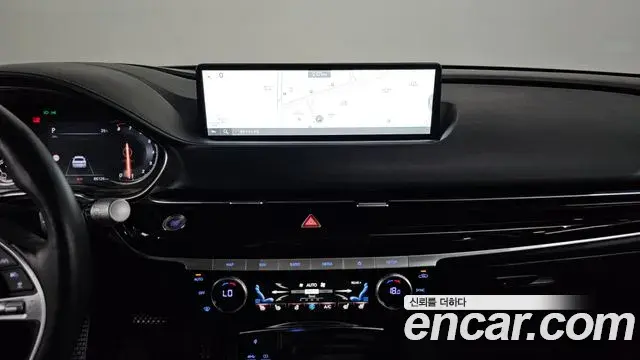 Genesis Electrified G80 2023 — Photo 14/20