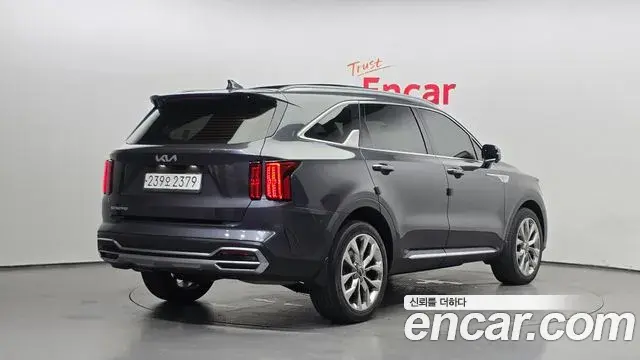 Kia Sorento 2022 — Фото 2/20