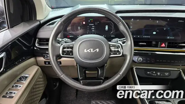 Kia Carnival 2023 — Şəkil 13/20