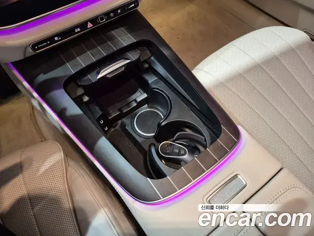 Mercedes-Benz E-Class 2026 — Photo 15/20